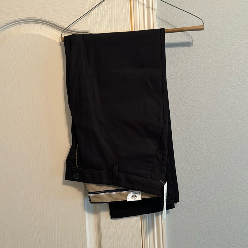 Black Dockers 36W x 29L slim